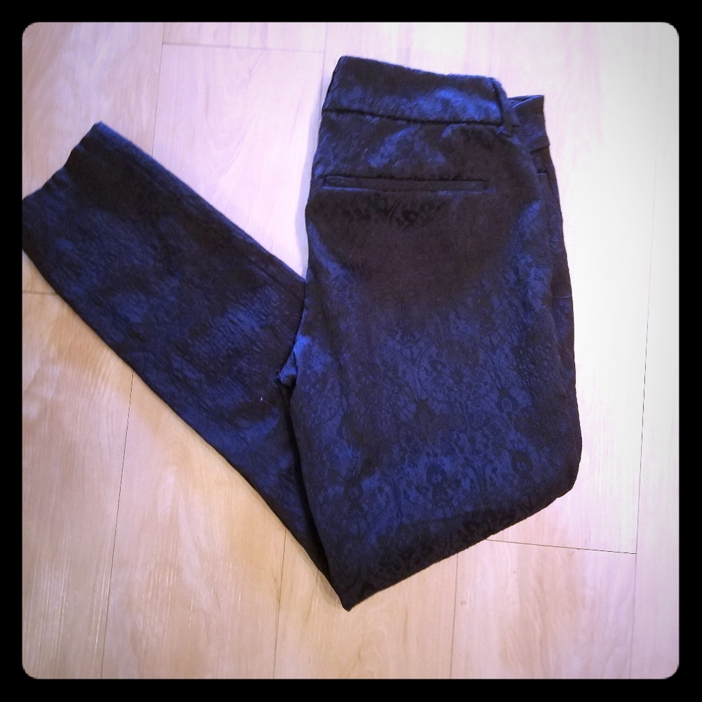 Old Navy "The Diva" Baroque Pattern Skinny Ankle